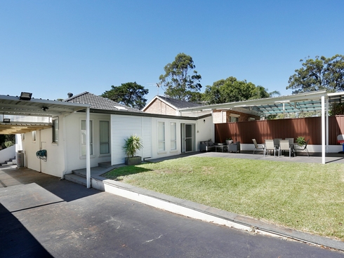 187 Henry Lawson Drive Georges Hall, NSW 2198