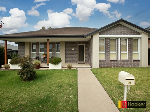 21 Boulevard Place Hillvue, NSW 2340
